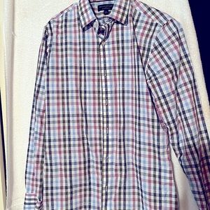 Men’s longe sleeve Banana Republic Shirts almost new wear
